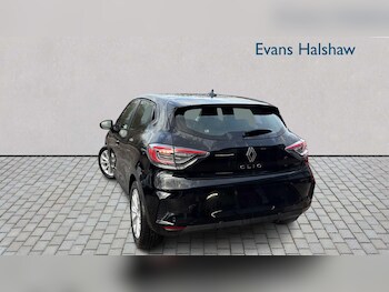 Used Renault Clio 2025 for sale - 77076434: Photo