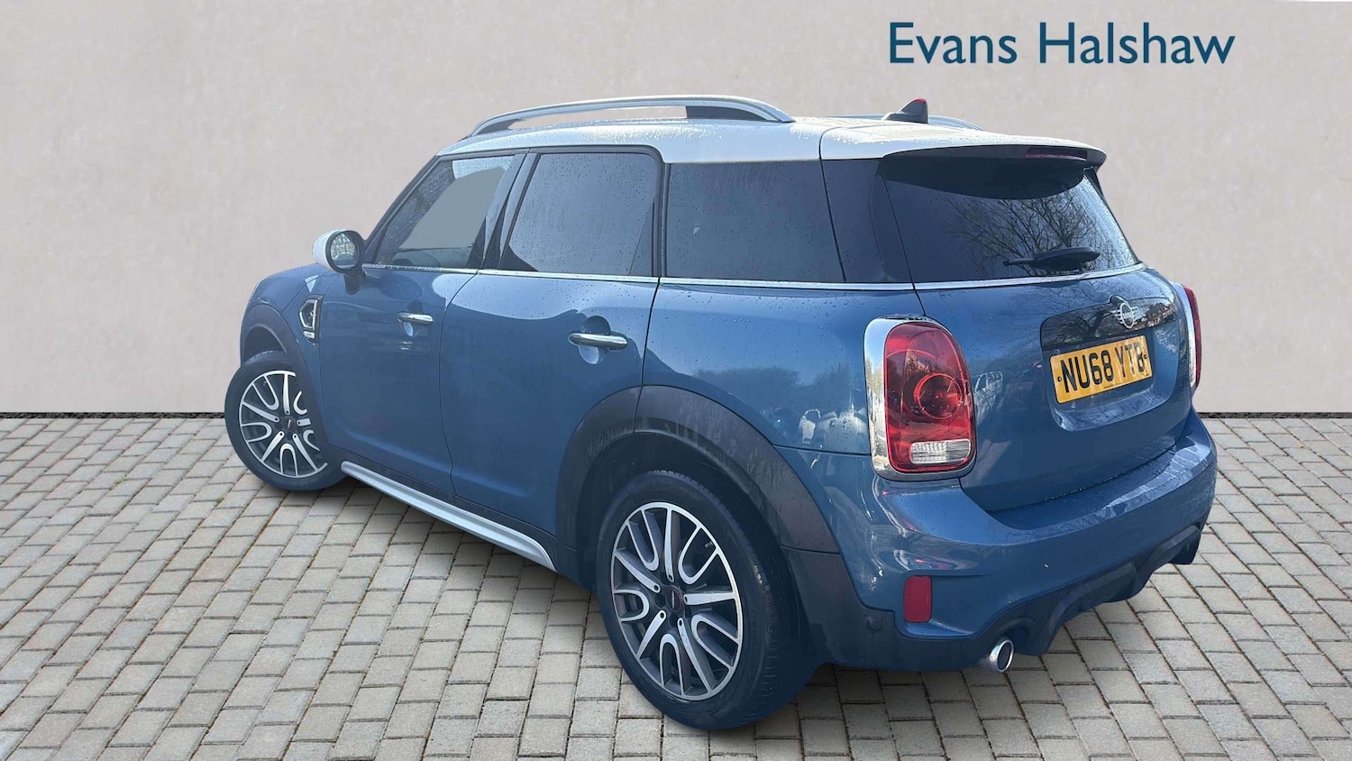 Used MINI Countryman 2018 for sale - 77961101: Photo 2