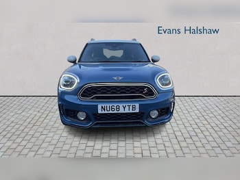 Used MINI Countryman 2018 for sale - 77961101: Photo
