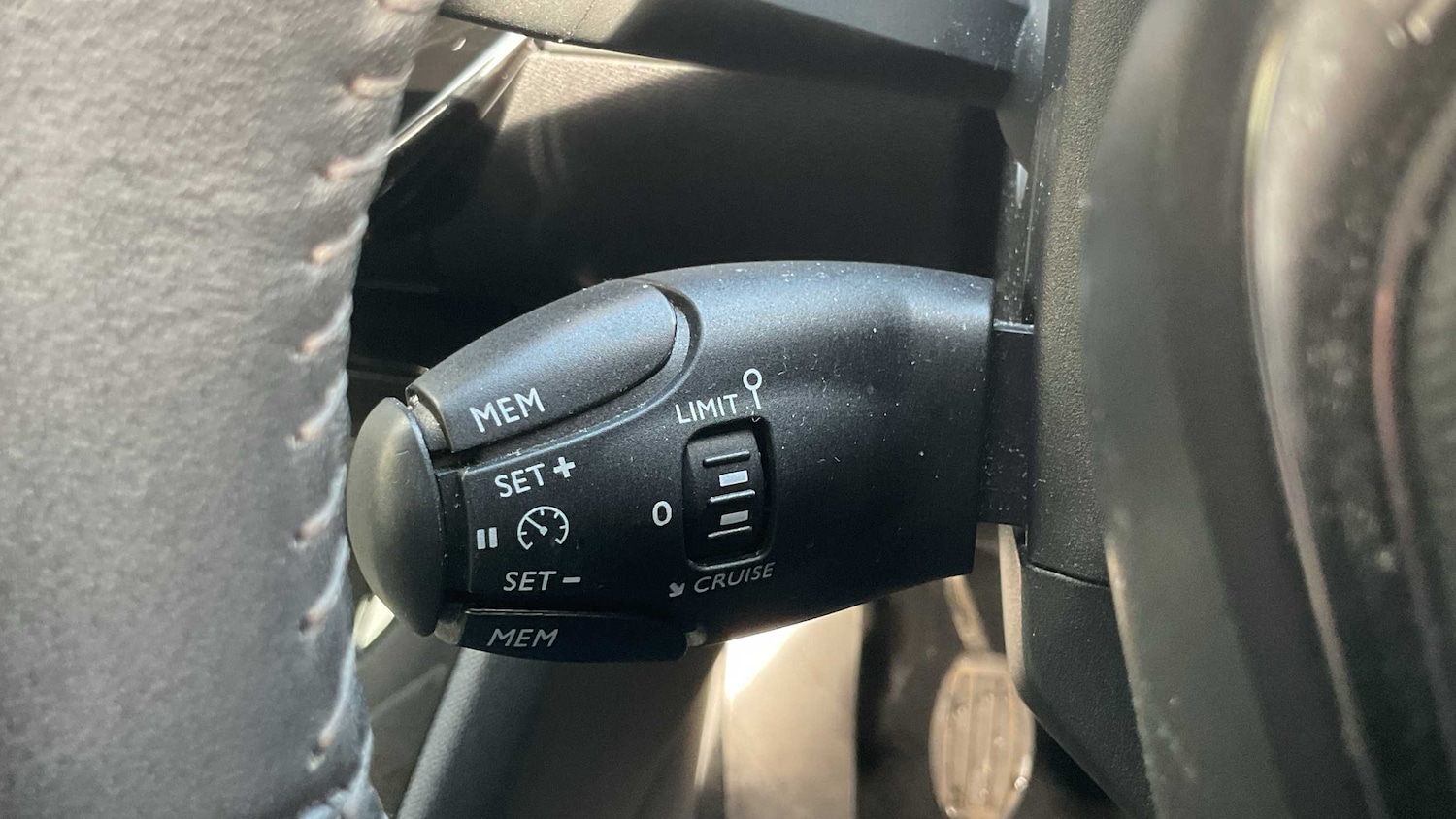 Used Peugeot 208 2020 for sale - 77389859: Photo 31