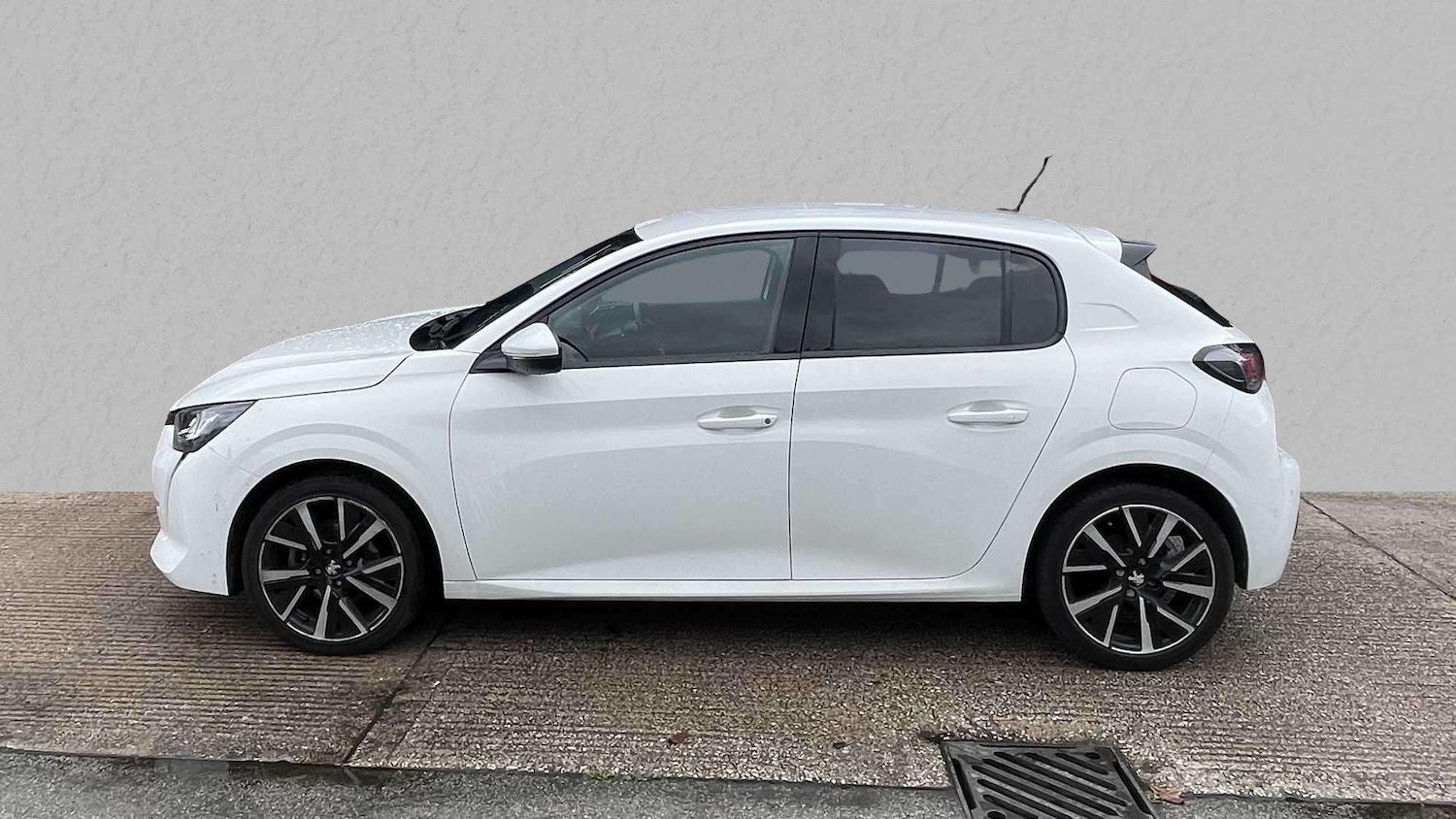 Used Peugeot 208 2020 for sale - 77389859: Photo 4