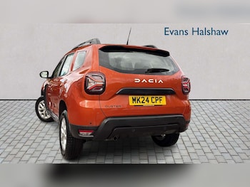 Used Dacia Duster 2024 for sale - 79444012: Photo