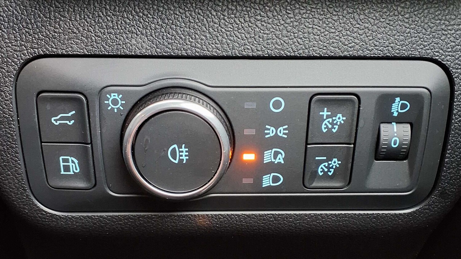 Used Ford Kuga 2025 for sale - 76378774: Photo 32