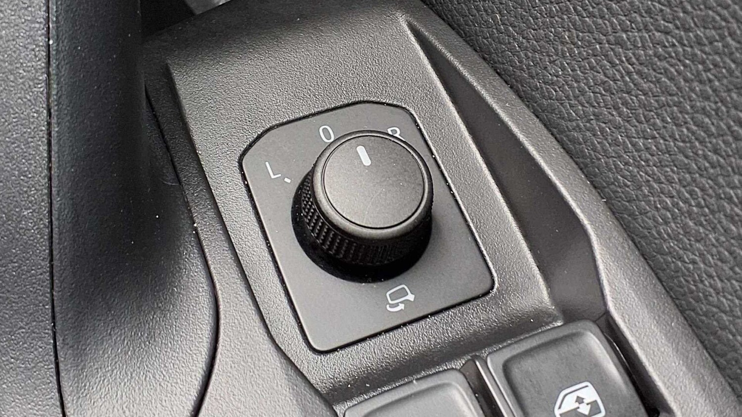 Vehicle 33
