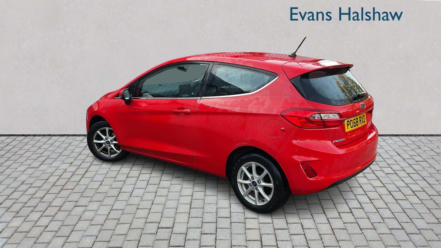 Used Ford Fiesta 2018 for sale - 76411371: Photo 4