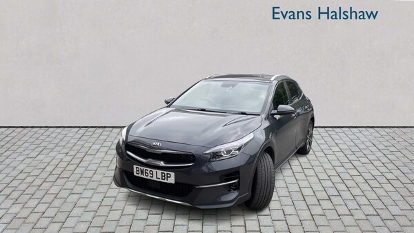 Used Kia XCeed 2020 for sale - 76298471: Photo 2