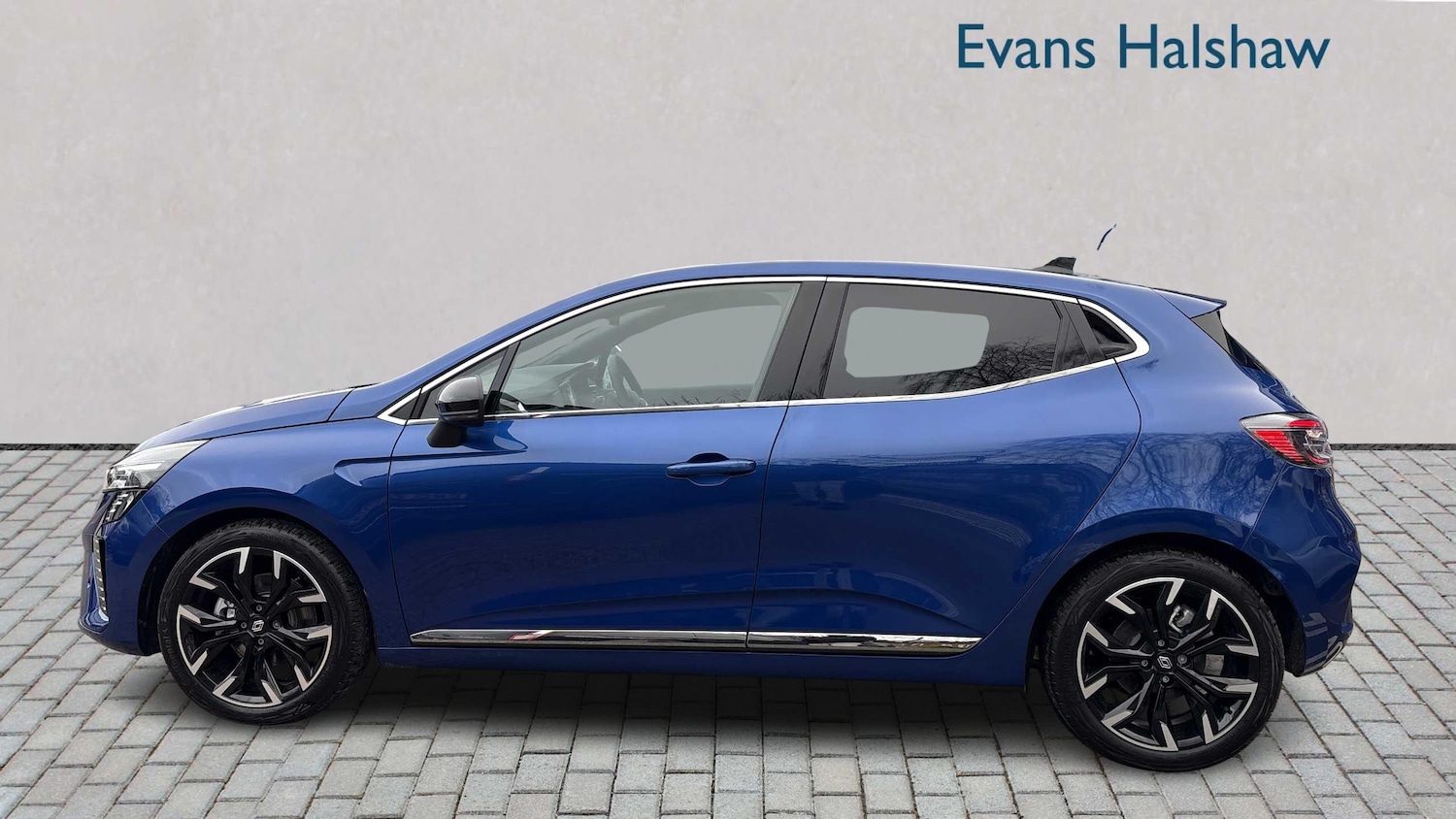 Used Renault Clio 2025 for sale - 77076524: Photo 3