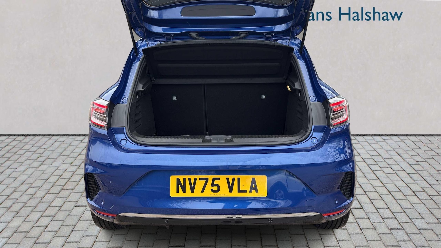 Used Renault Clio 2025 for sale - 77076524: Photo 7