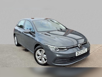 Used Volkswagen Golf 2021 for sale - 75842012: Photo