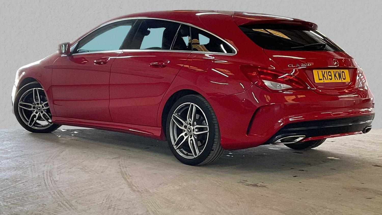 Used Mercedes-Benz CLA 2019 for sale - 76373632: Photo 2