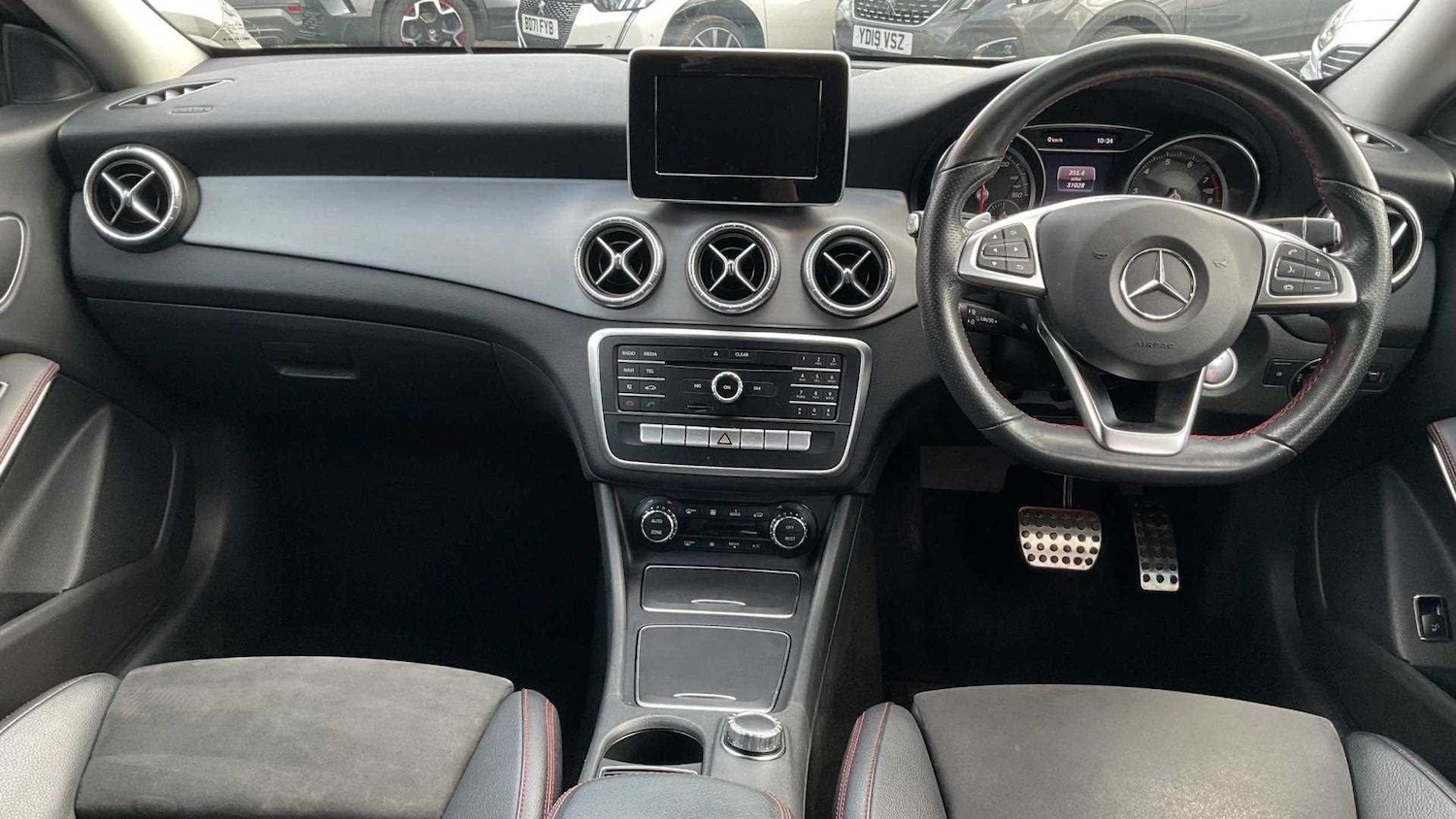 Used Mercedes-Benz CLA 2019 for sale - 76373632: Photo 20