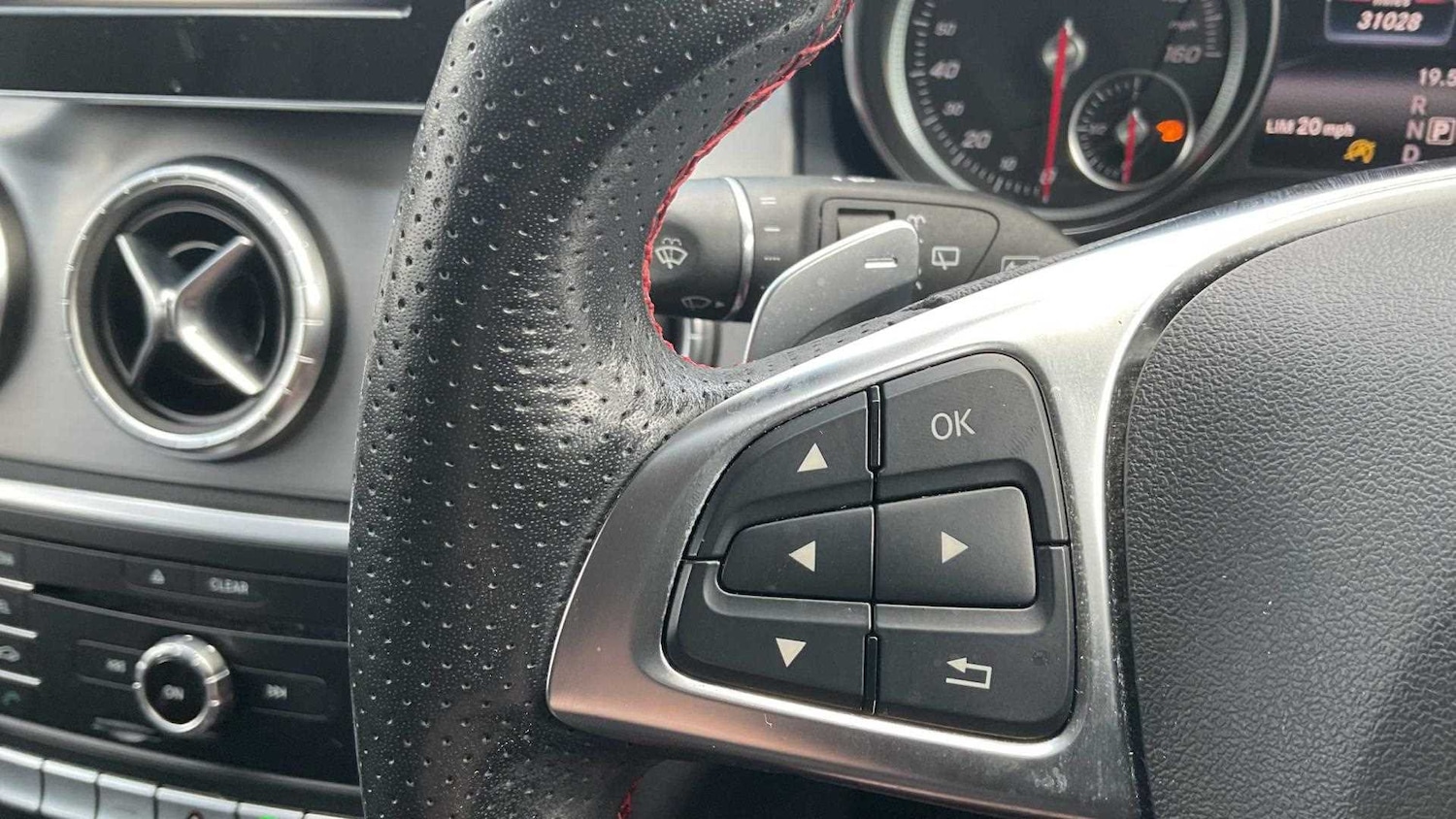 Used Mercedes-Benz CLA 2019 for sale - 76373632: Photo 26