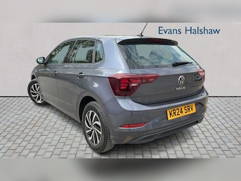 Used Volkswagen Polo 2024 for sale - 78550772: Photo