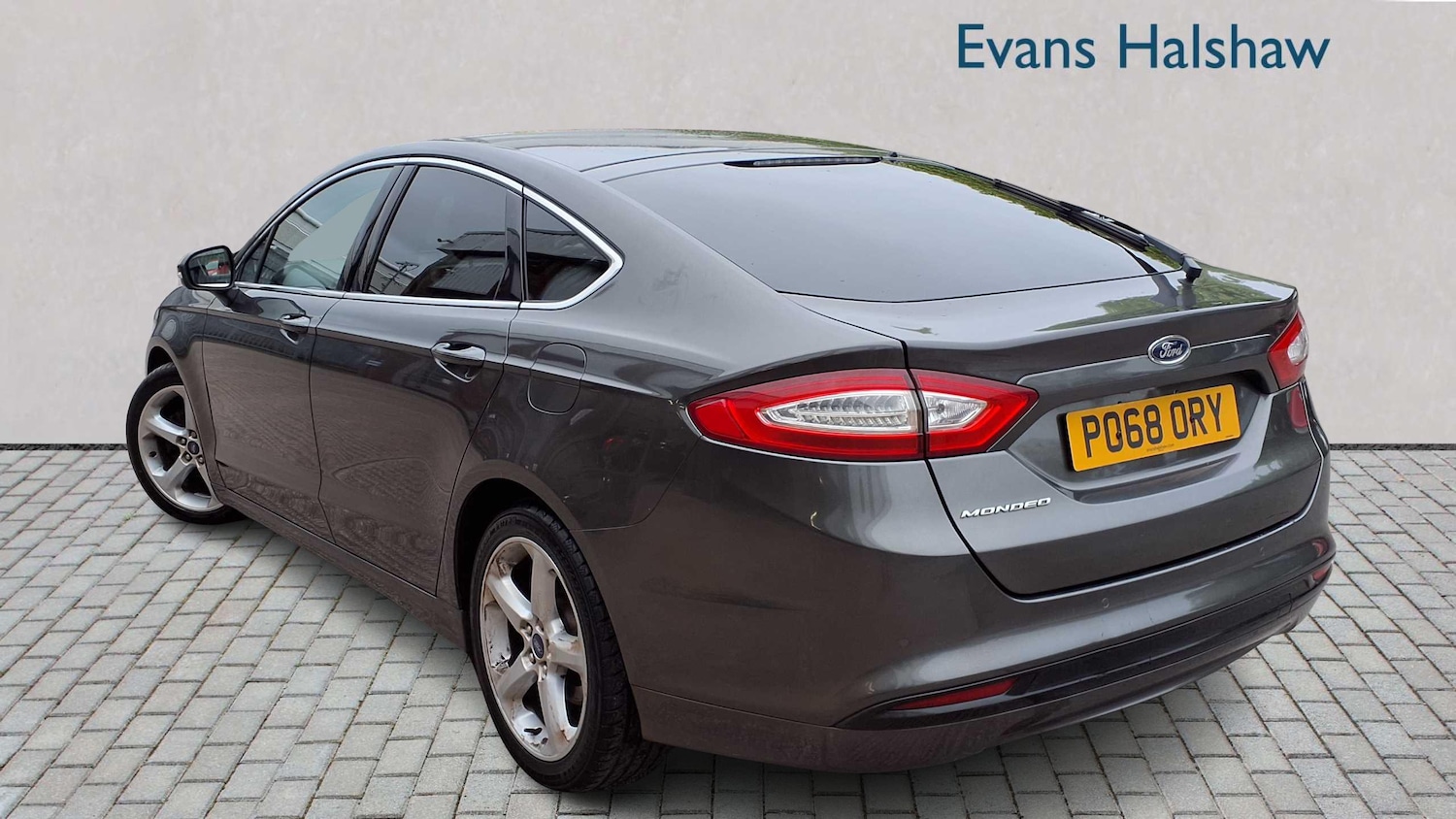 Used Ford Mondeo 2019 for sale - 76488036: Photo 2