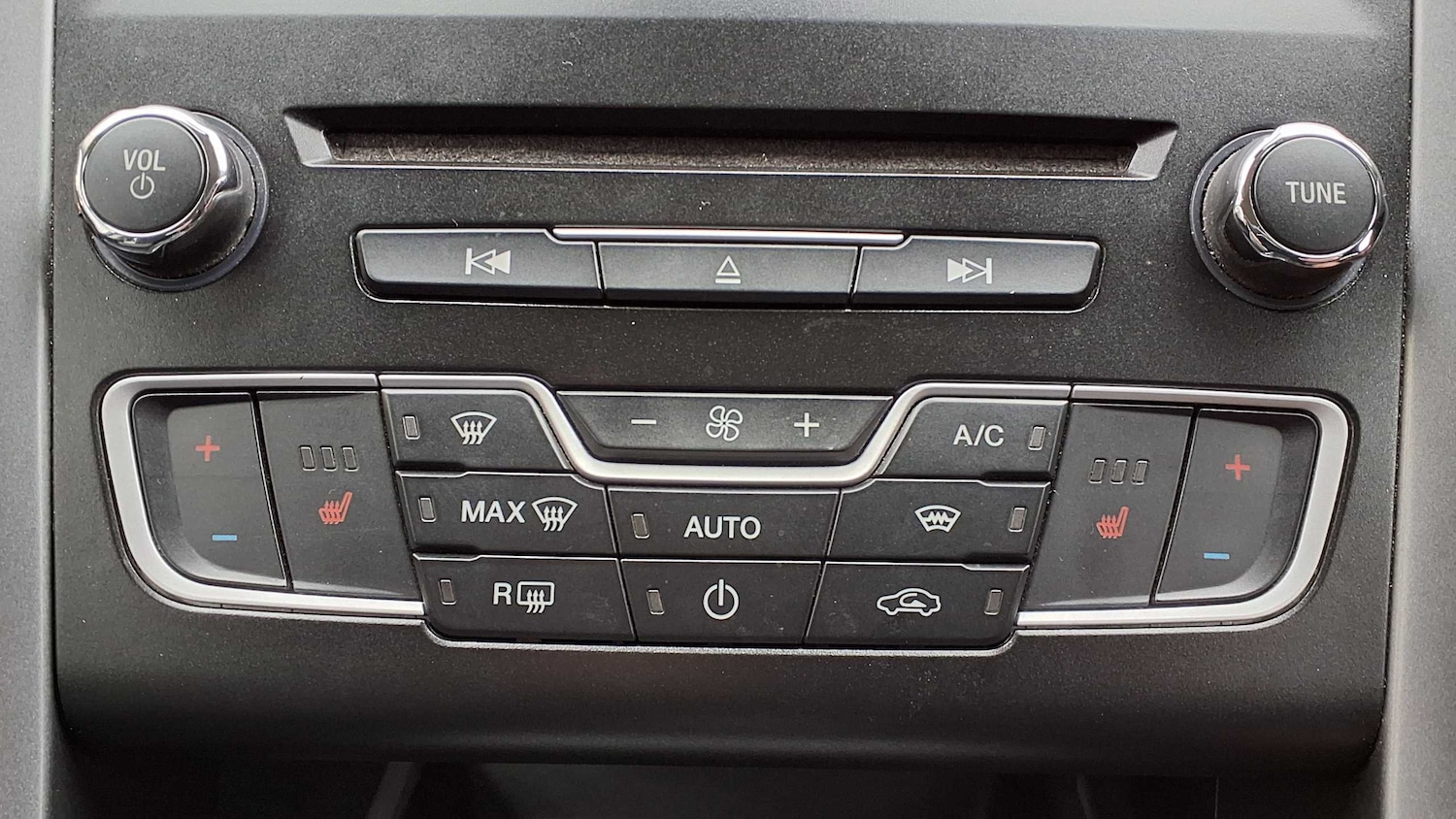 Used Ford Mondeo 2019 for sale - 76488036: Photo 25