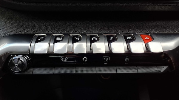 Used Peugeot 3008 2019 for sale - 76286385: Photo 19