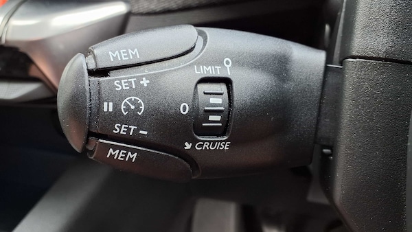 Used Peugeot 3008 2019 for sale - 76286385: Photo 24