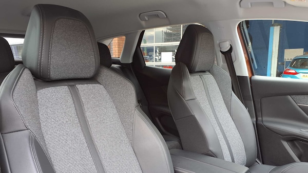 Used Peugeot 3008 2019 for sale - 76286385: Photo 9