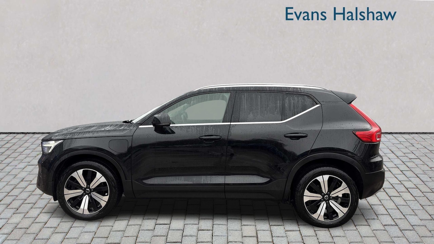 Used Volvo XC40 2022 for sale - 77257430: Photo 3