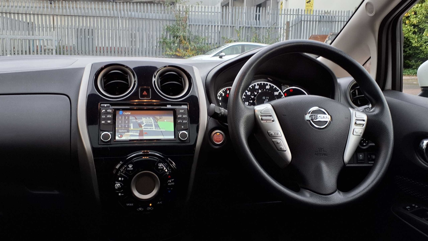 Used Nissan Note 2014 for sale - 76218387: Photo 15