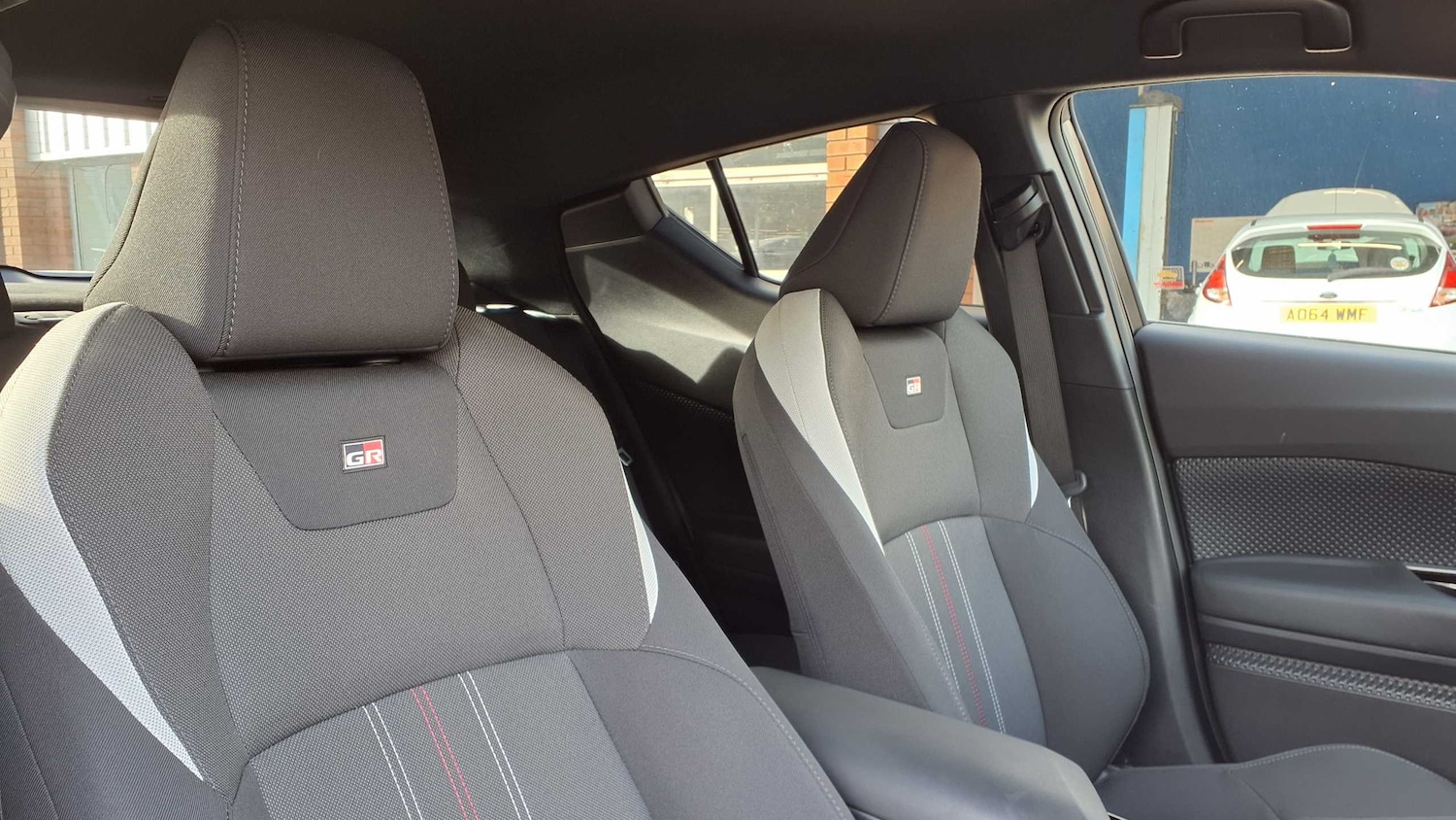 Used Toyota C-HR 2023 for sale - 75981466: Photo 13