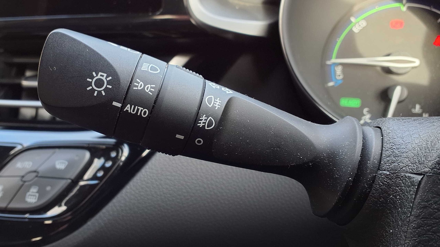 Used Toyota C-HR 2023 for sale - 75981466: Photo 28