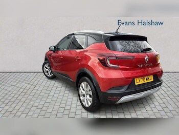 Used Renault Captur 2020 for sale - 77886210: Photo