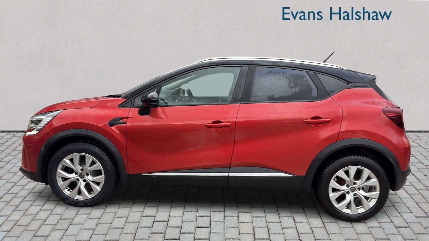 Used Renault Captur 2020 for sale - 77886210: Photo 3