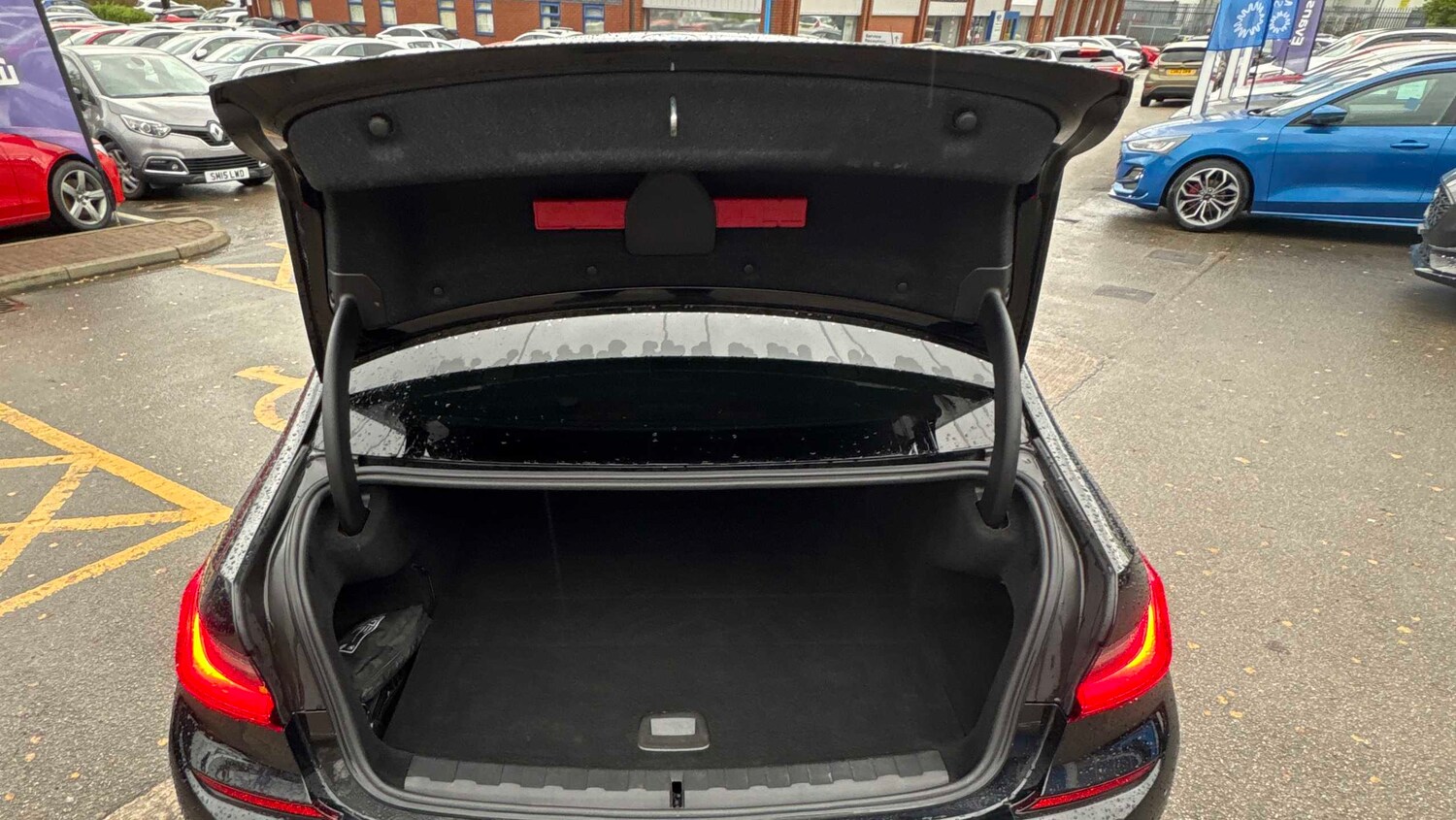 Used BMW 3 Series 2021 for sale - 77333879: Photo 21