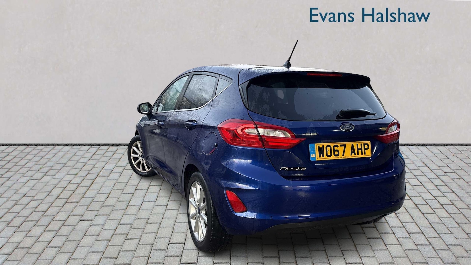 Used Ford Fiesta 2018 for sale - 77233072: Photo 2