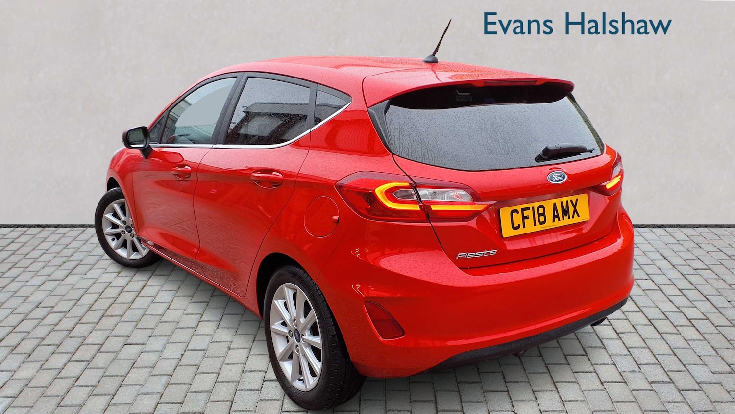 Used Ford Fiesta 2018 for sale - 76540709: Photo 2