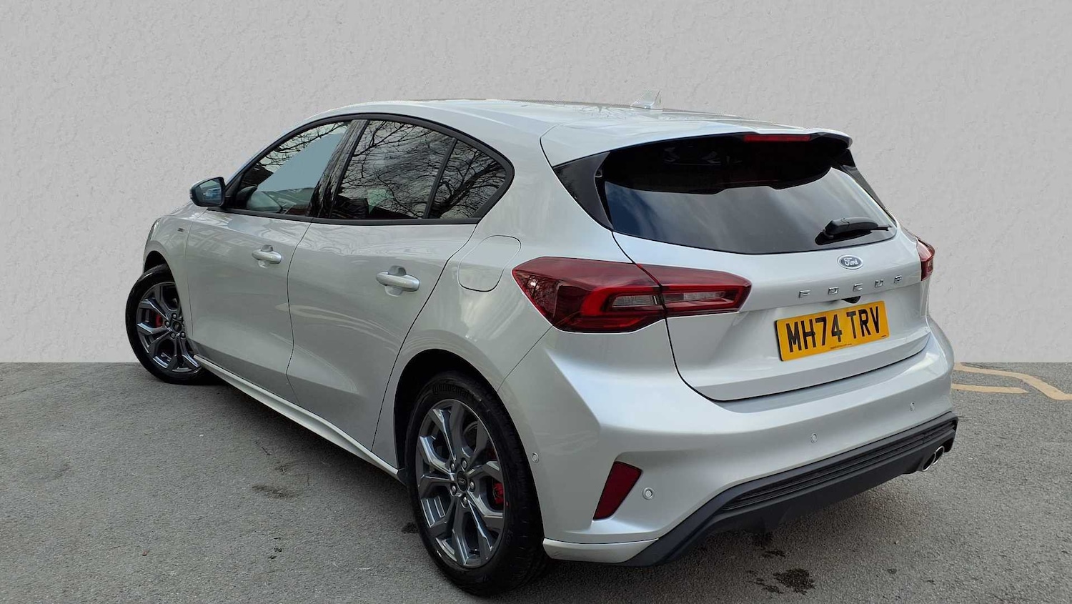 Used Ford Focus 2025 for sale - 76576051: Photo 2