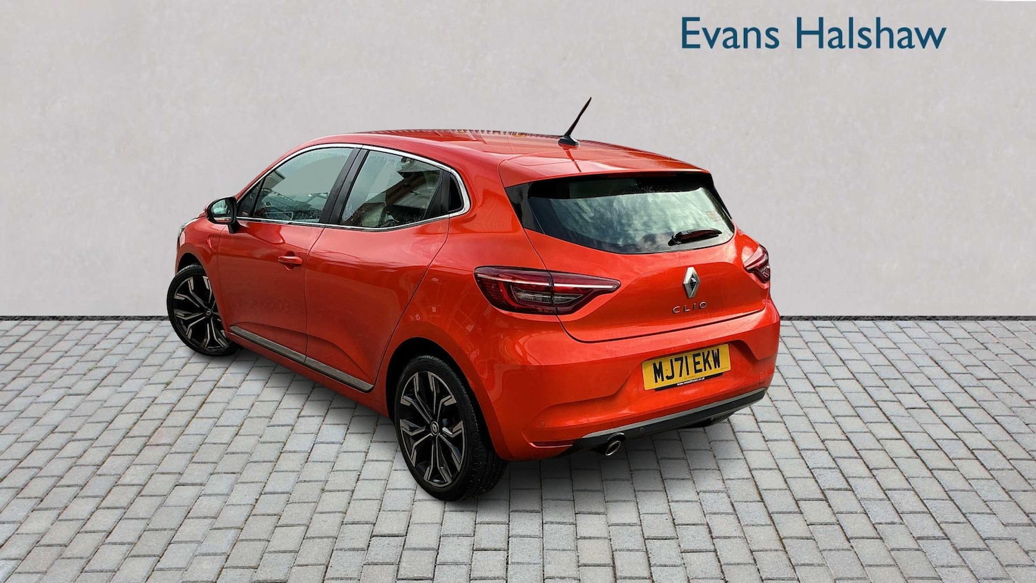 Used Renault Clio 2021 for sale - 76875667: Photo 4