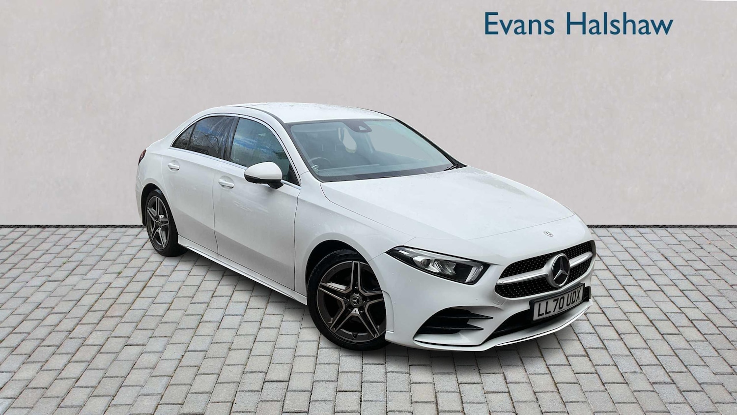 Used Mercedes-Benz A-Class 2020 for sale - 76339665: Photo 2