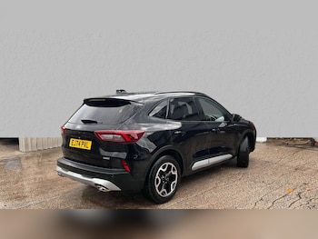 Used Ford Kuga 2024 for sale - 76192105: Photo 2
