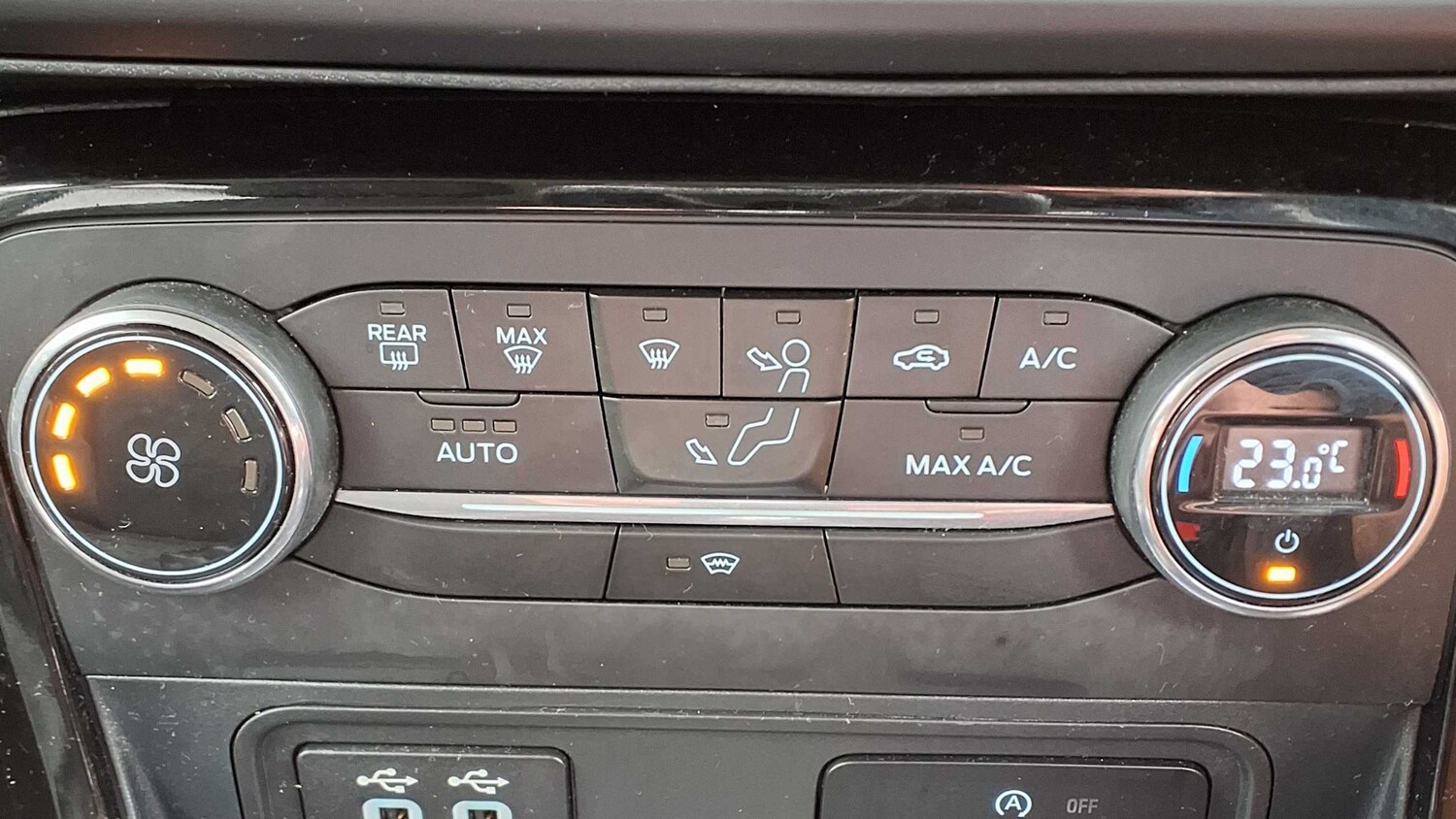 Used Ford Ecosport 2019 for sale - 76191947: Photo 24