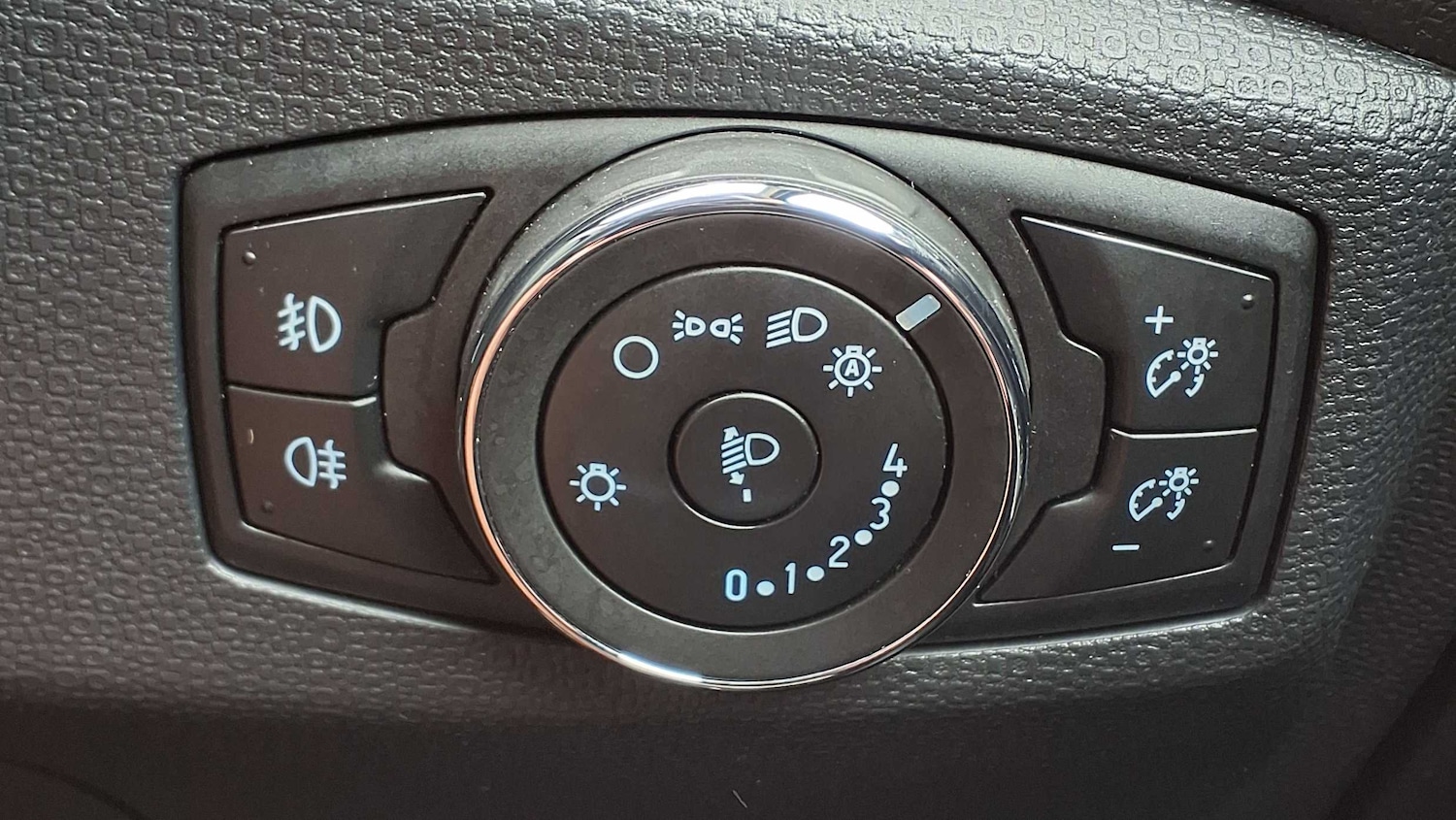 Used Ford Ecosport 2019 for sale - 76191947: Photo 32