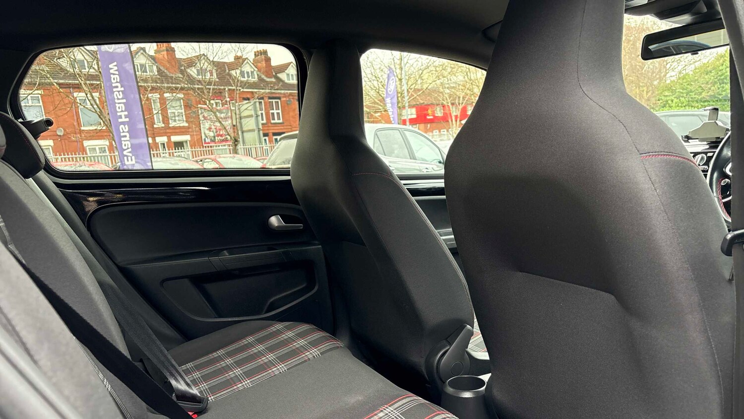 Used Volkswagen up! 2021 for sale - 77615301: Photo 12