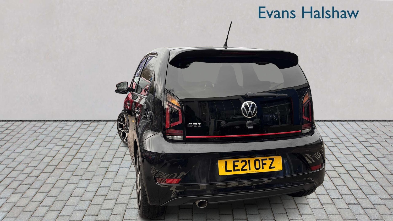 Used Volkswagen up! 2021 for sale - 77615301: Photo 2