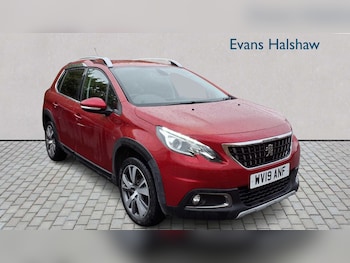 Used Peugeot 2008 2019 for sale - 76553087: Photo