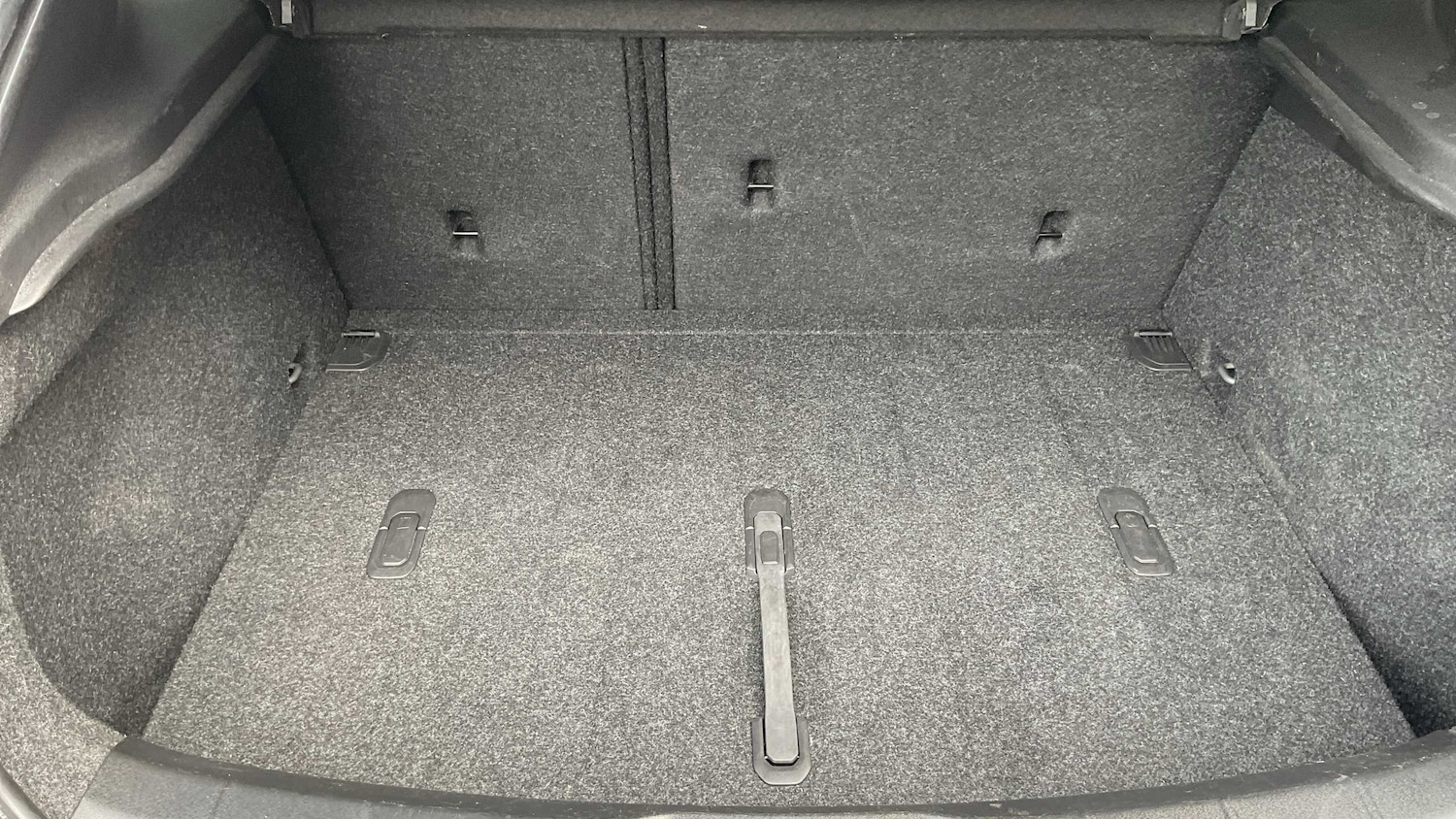 Used Volvo V40 2019 for sale - 76015858: Photo 10