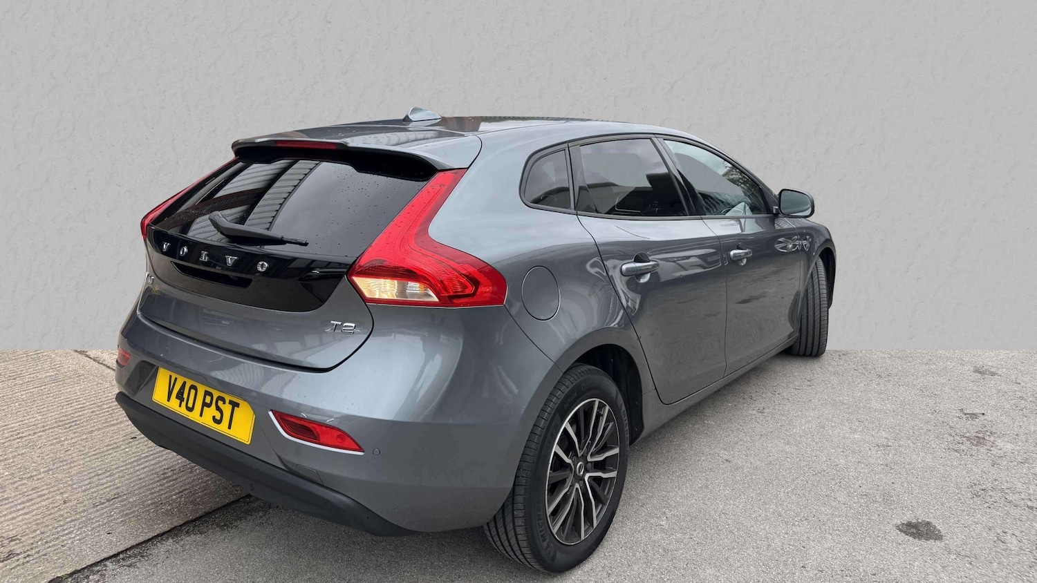 Used Volvo V40 2019 for sale - 76015858: Photo 5