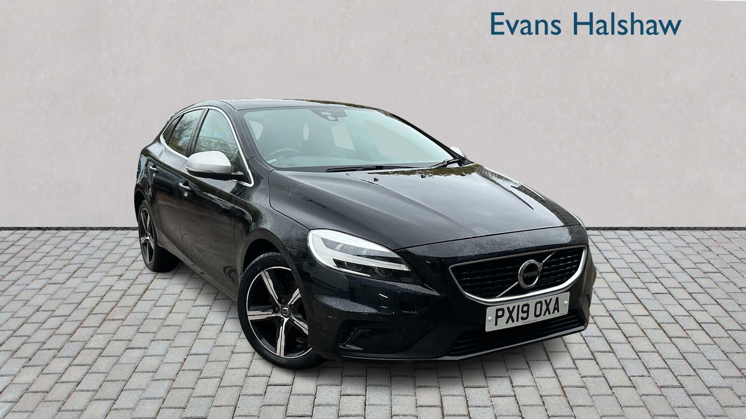Used Volvo V40 2019 for sale - 76774055: Photo 1