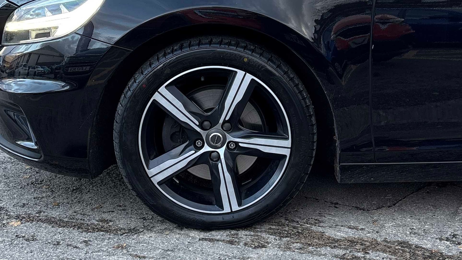 Used Volvo V40 2019 for sale - 76774055: Photo 10