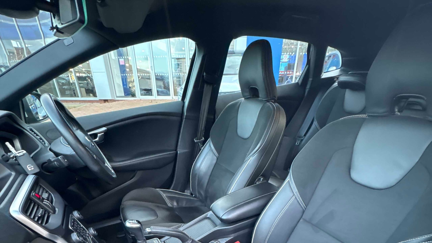 Used Volvo V40 2019 for sale - 76774055: Photo 33