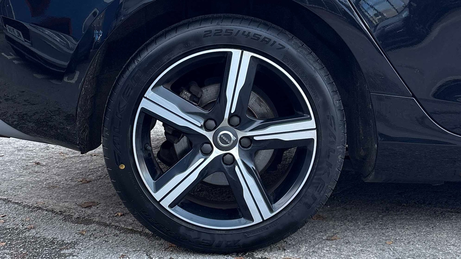 Used Volvo V40 2019 for sale - 76774055: Photo 8