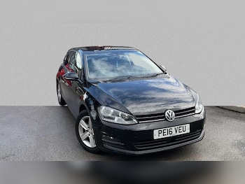 Volkswagen - Golf