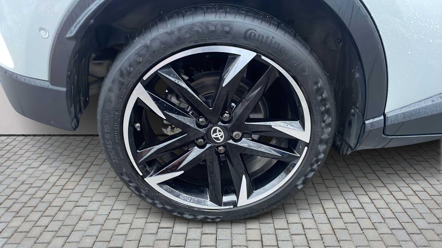 Used Toyota C-HR 2023 for sale - 77076599: Photo 6