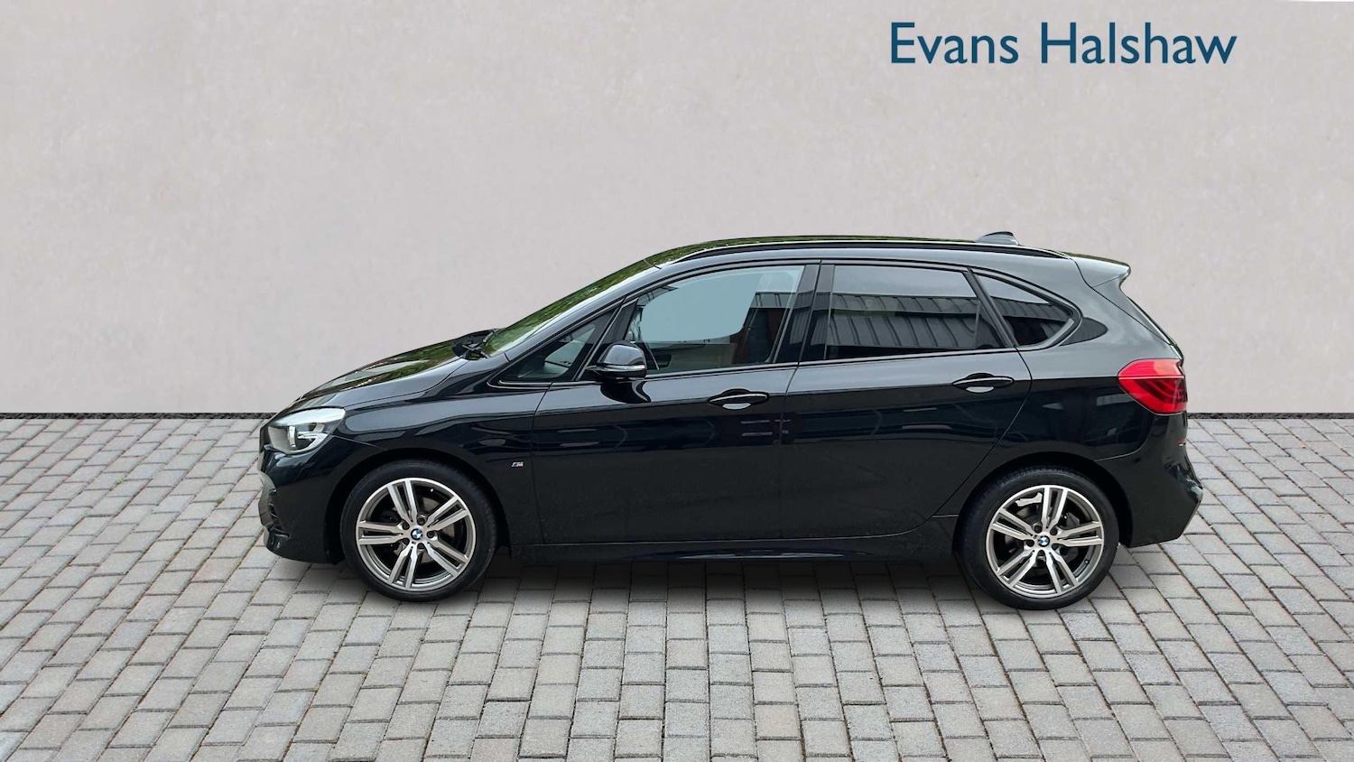Used BMW 2 Series 2018 for sale - 76170164: Photo 2