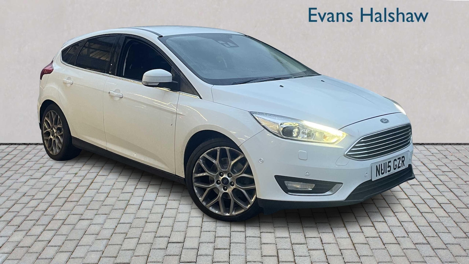 Used Ford Focus 2015 for sale - 76475891: Photo 1